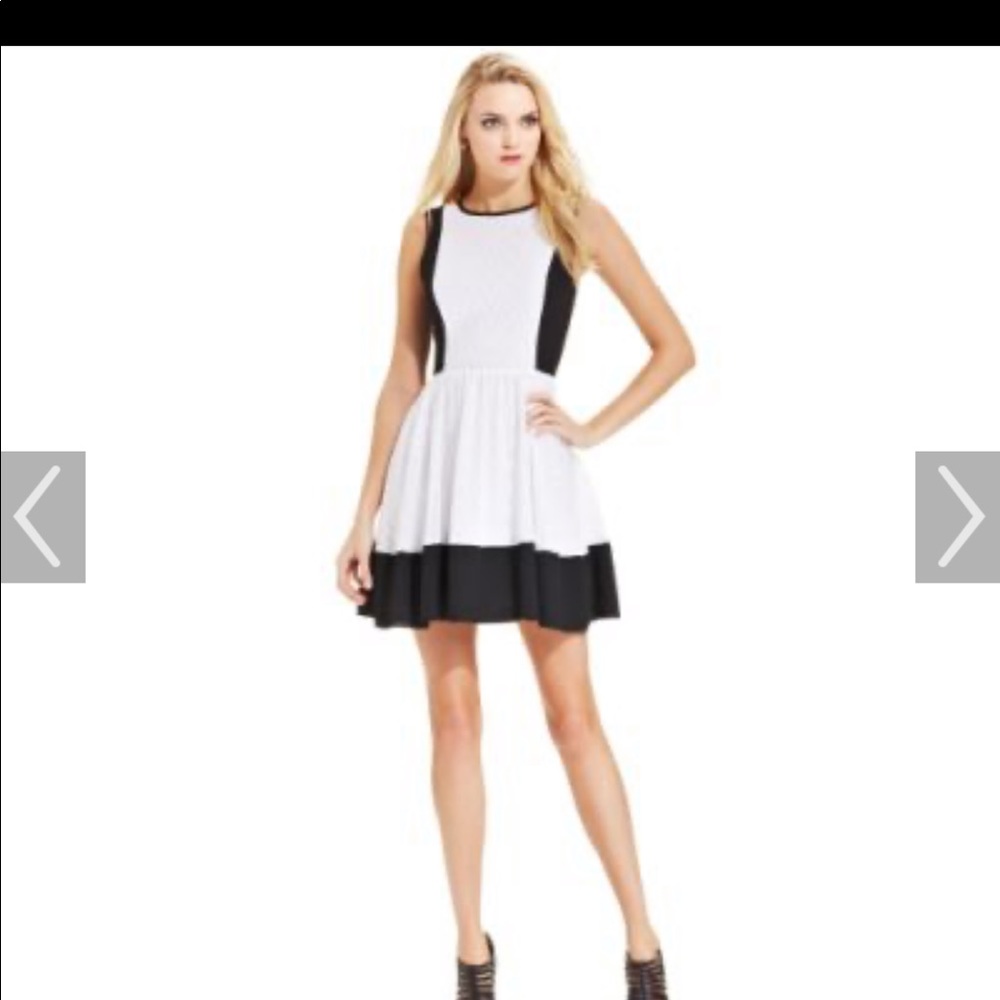 ⬇️Rachel Roy Dress 👗